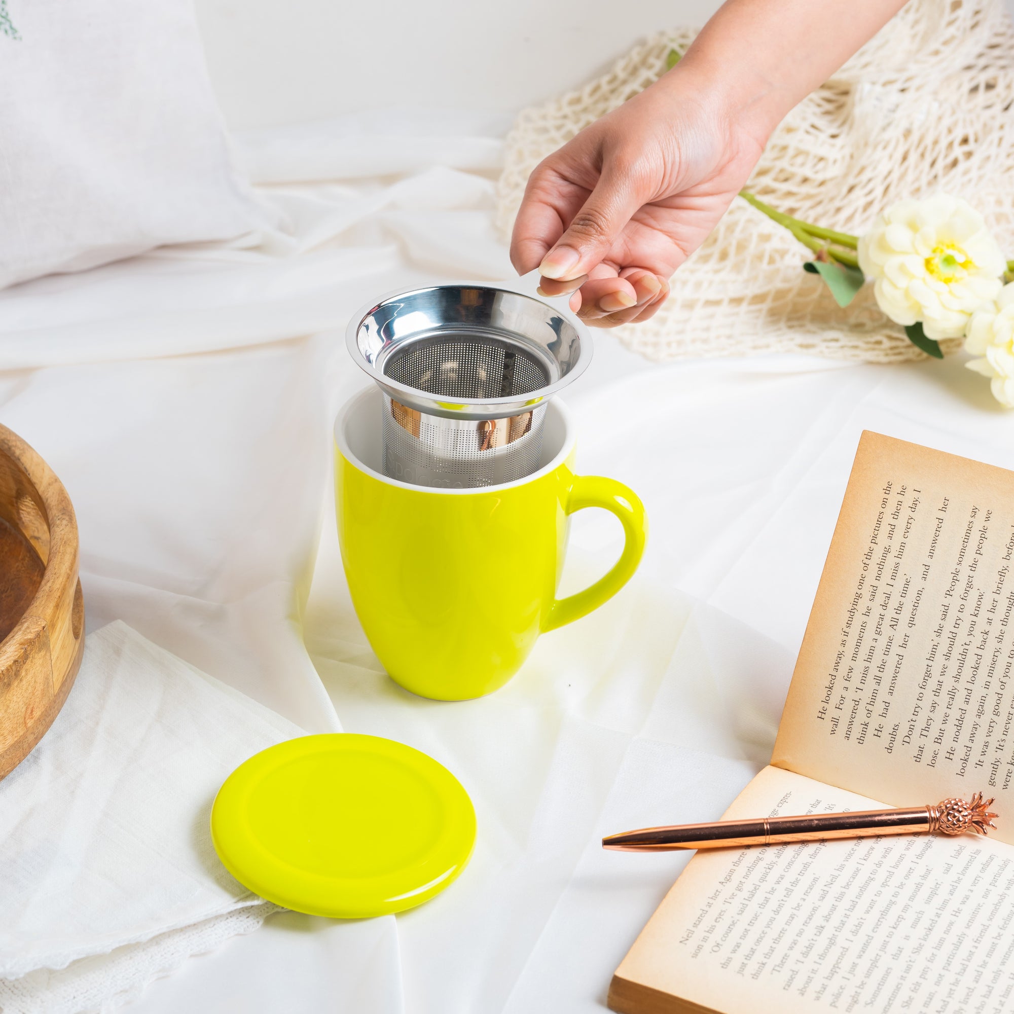 Artisan Ceramic Tea Mug with Infuser, Green - 300ml