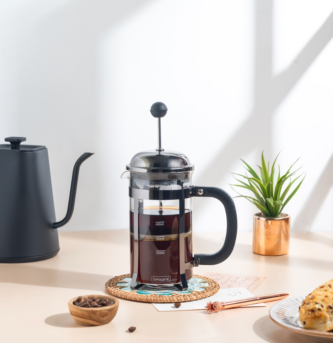 Vintage French Press Coffee Maker, Black - 600ml