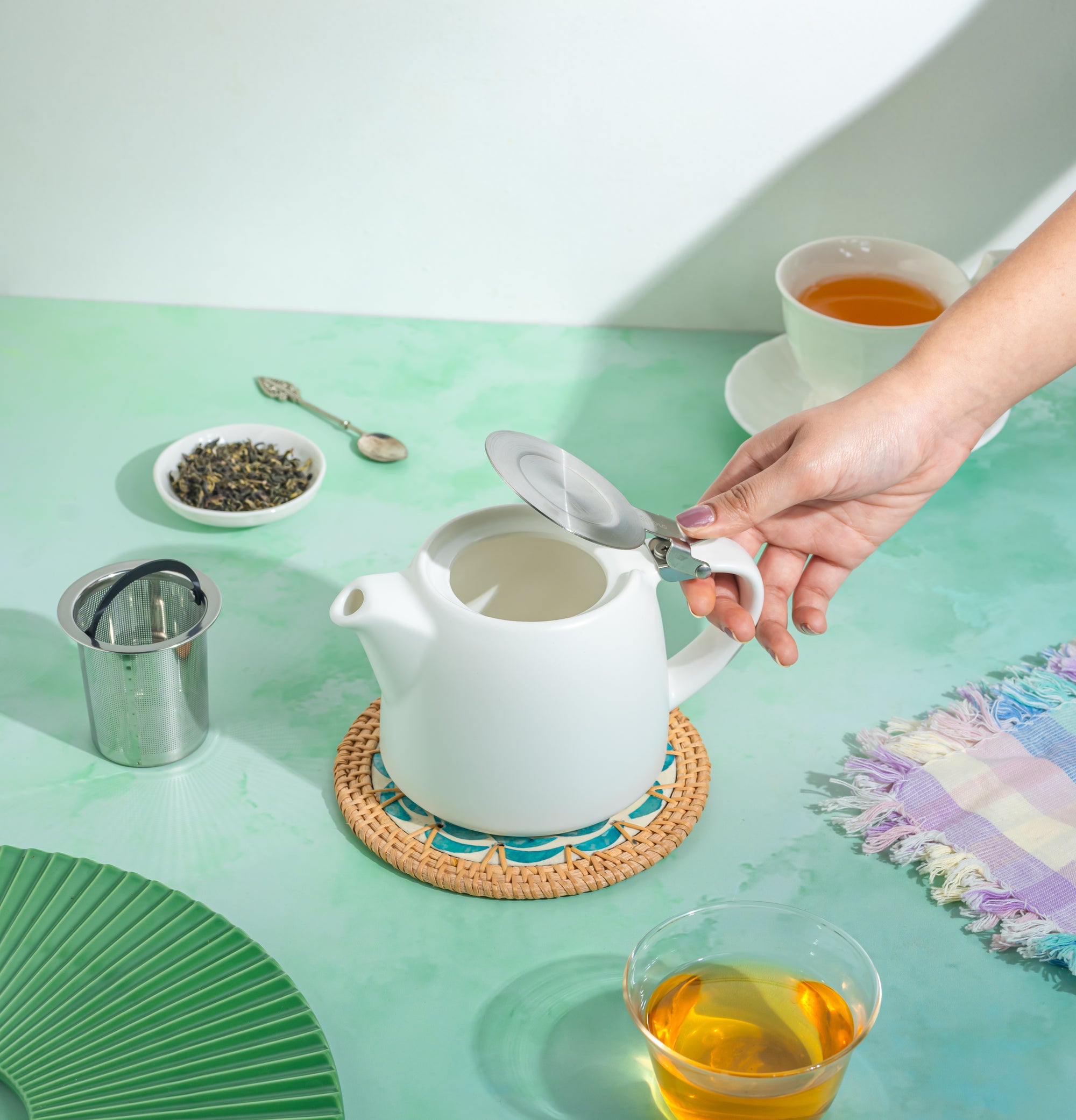 Artisan Ceramic Tea Pot, White - 400ml