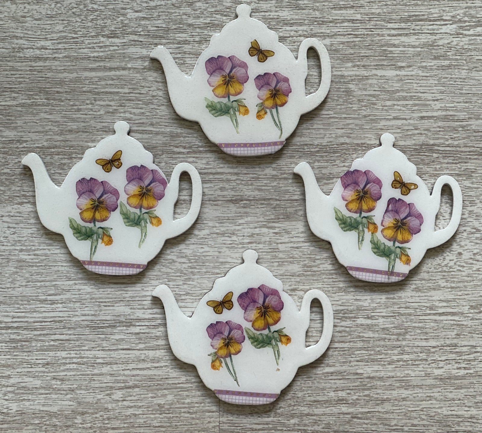 B&B Teapot Coasters with Pansy Flower, Set of 4