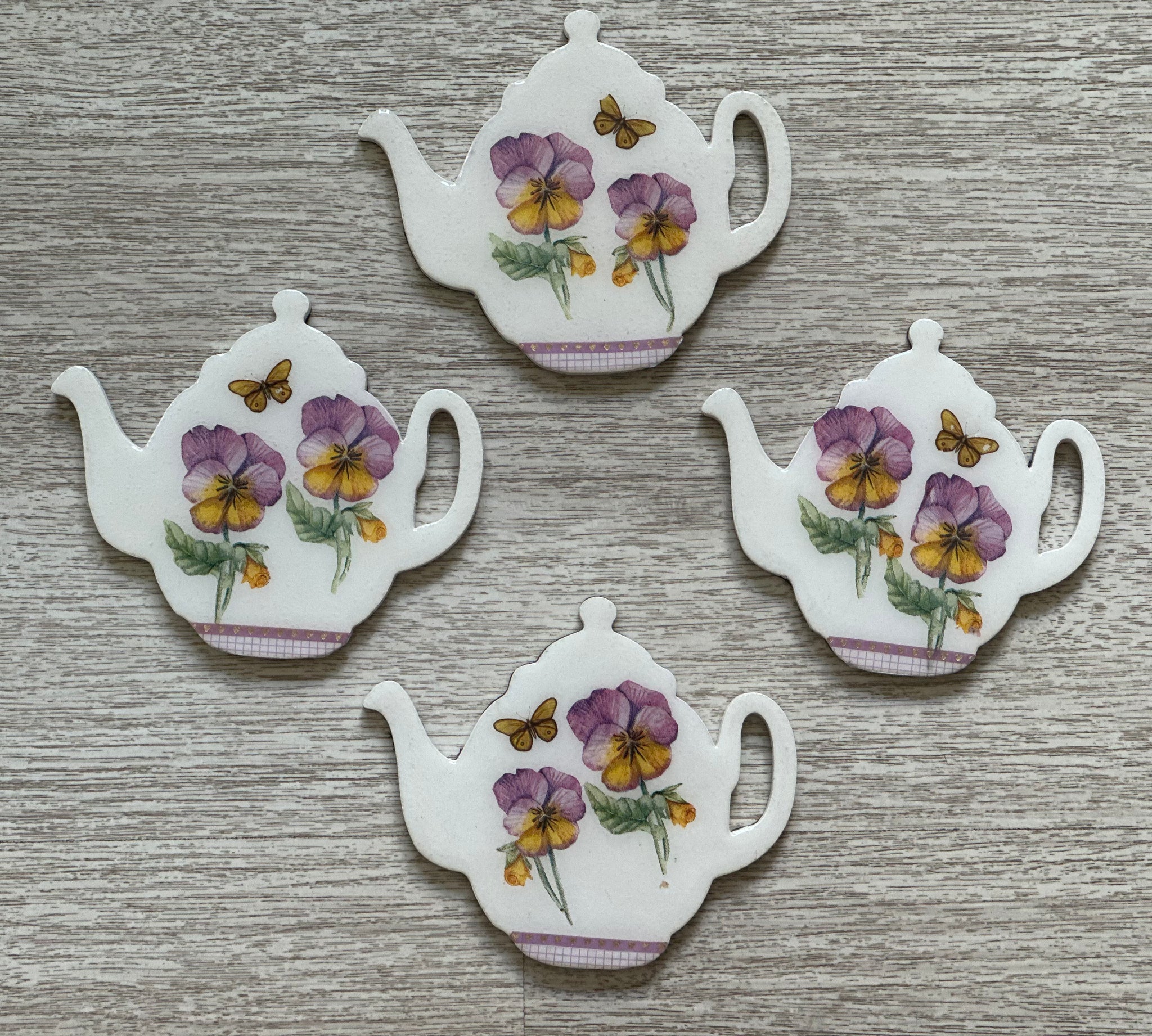B&B Teapot Coasters with Pansy Flower, Set of 4