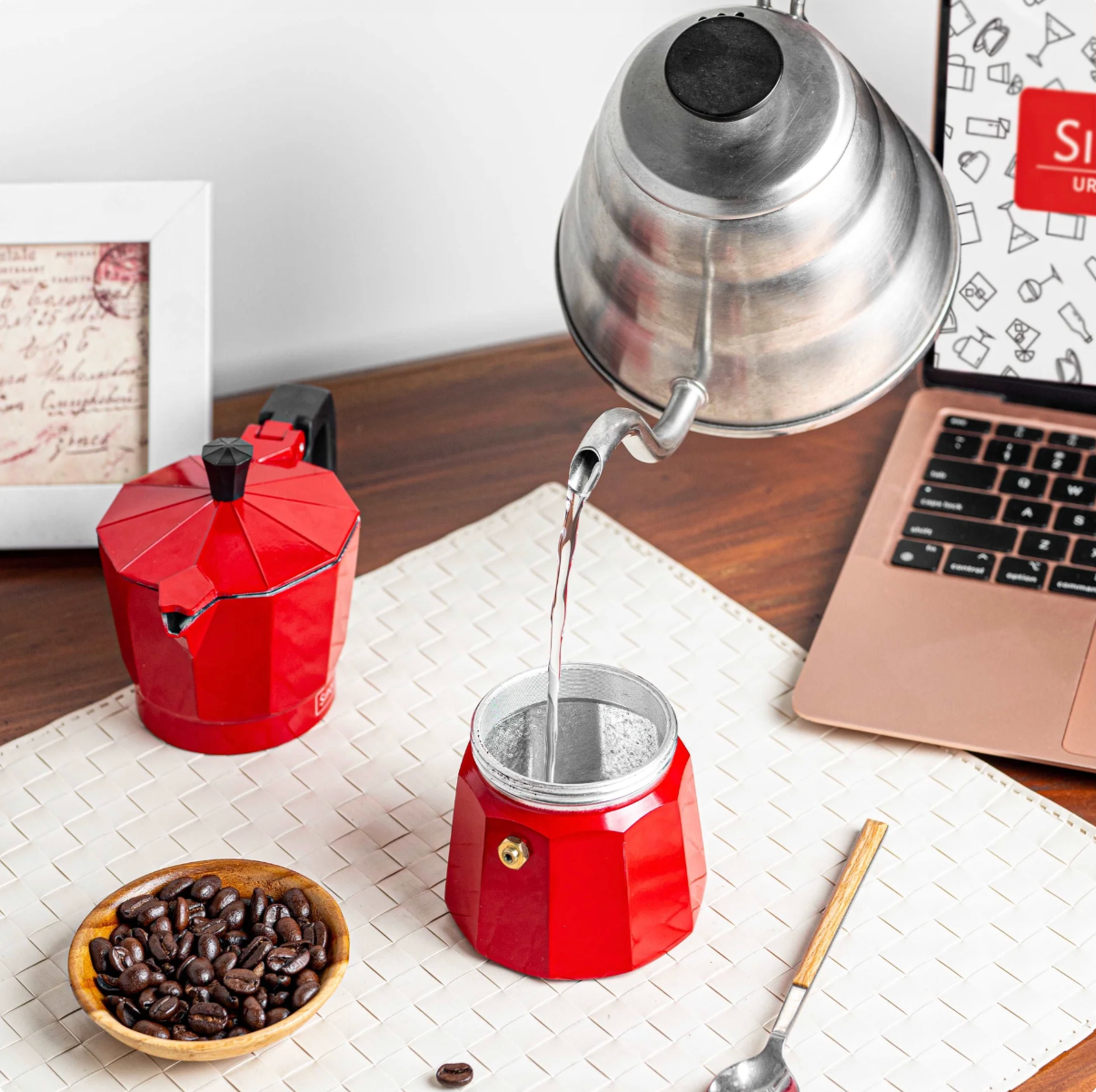 Roma Moka Pot Espresso Maker, Red (180 ml) - Coffee Fixes Everything