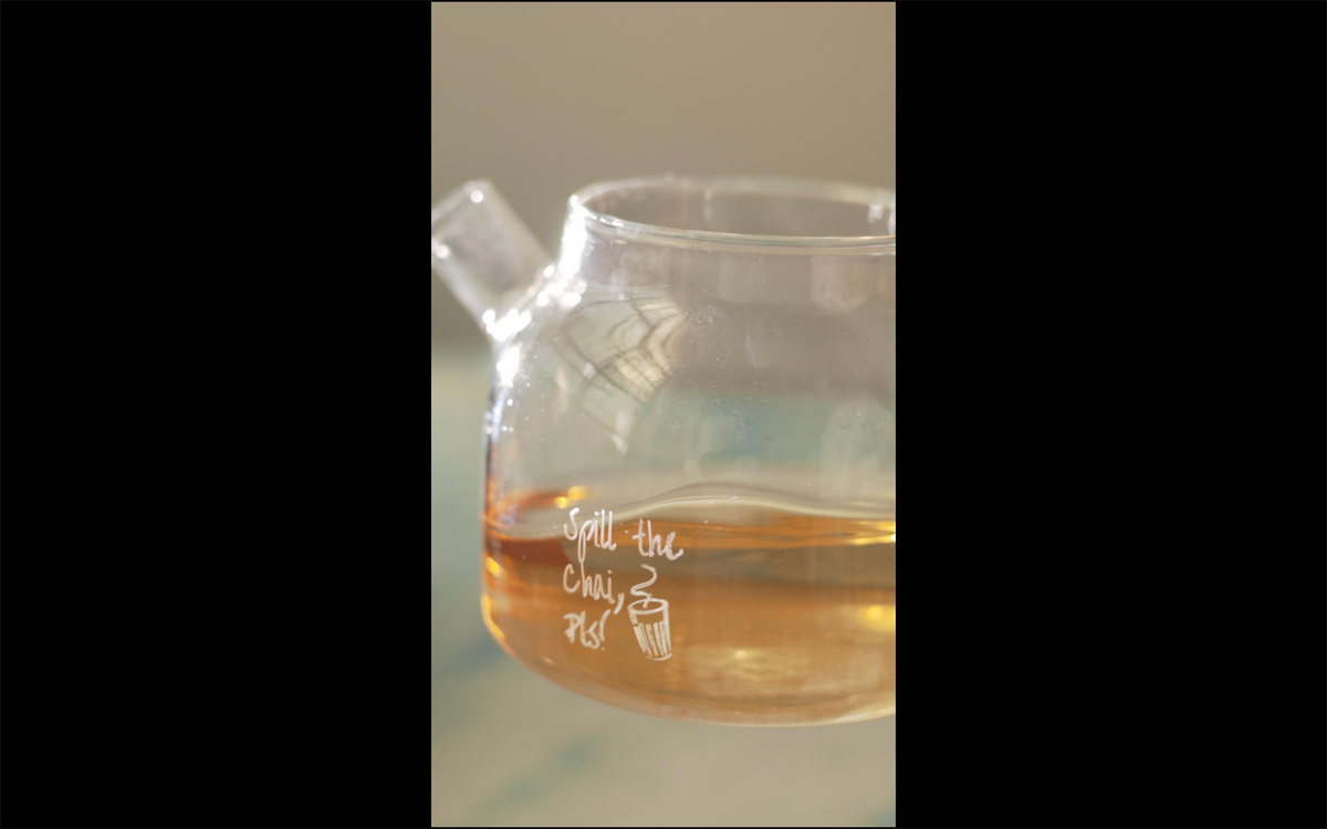 Buy Sipologie Inspire Glass Tea Pot with Infuser, 400 ml - Spill The Chai